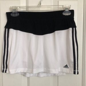 Adidas Climalite white and black tennis skirt with built in shorts